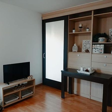Acogedor Apartamento Con Piscina Y Garaje Daire Huesca Dış mekan fotoğraf